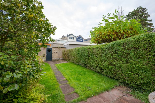 Medium property photo - Professor van der Waalslaan 16, 2251 GH Voorschoten